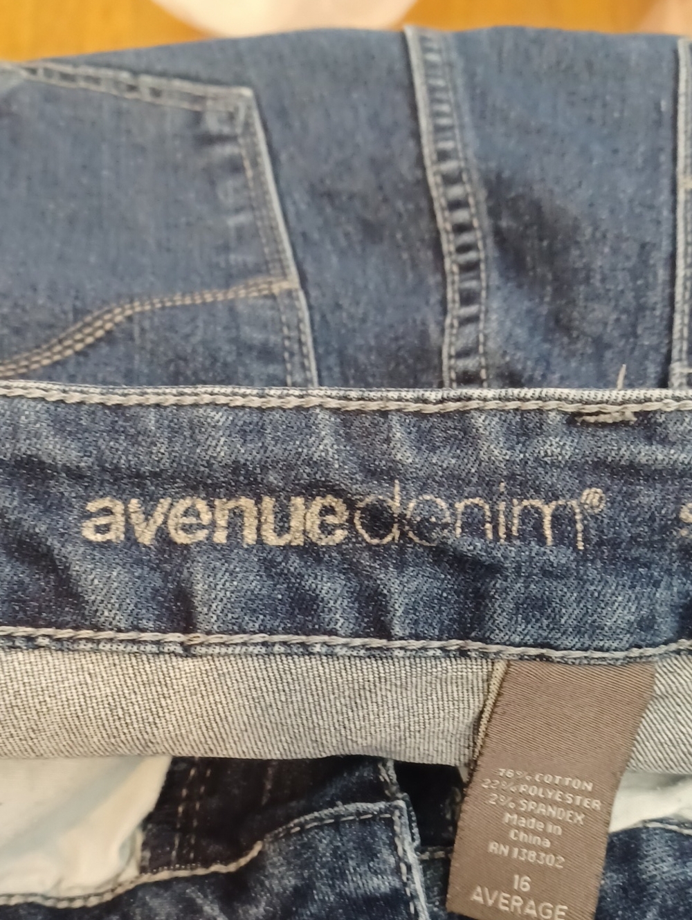 Avenue Denim Skinny Jeans Sz.16A. L.30". R.11.5". W.38".  EUC! - Picture 4 of 7